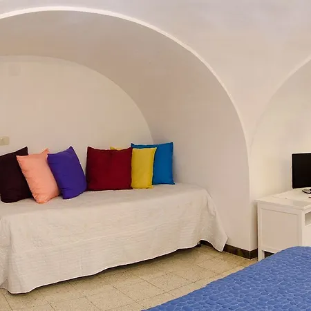 Antico Monastero Di 2* Anacapri (Isola di Capri)