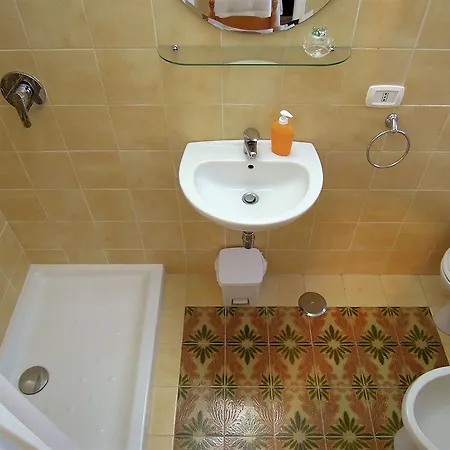 Bed & Breakfast Antico Monastero Di Anacapri 2*