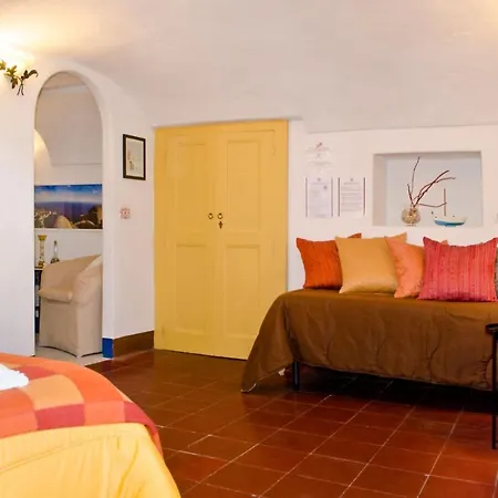 Antico Monastero Di Anacapri Bed & Breakfast 2*